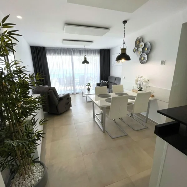 apartment-sea-senses-punta-prima (3)