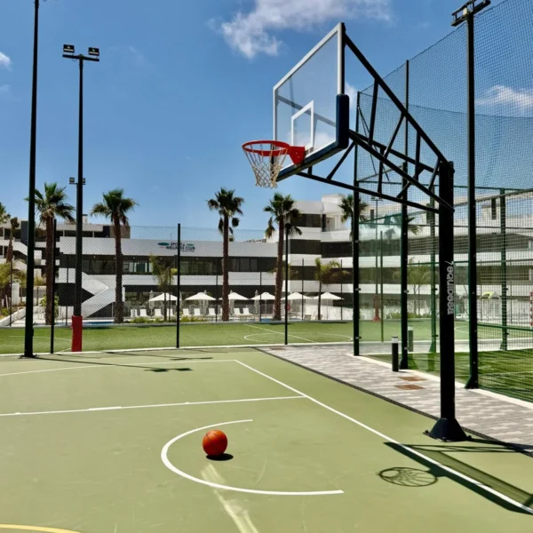 apartment gym pool garage tennis paddle sauna (4)