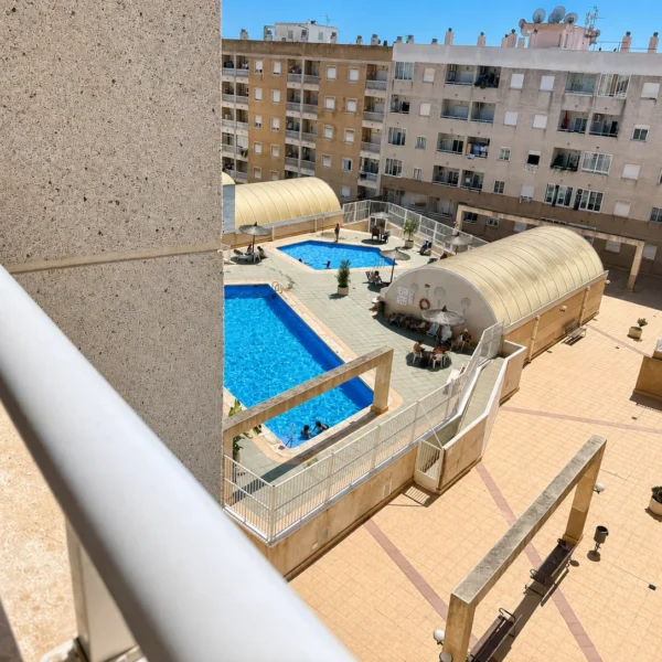 APARTMENT POOL TORREVIEJA (15)